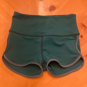 Tiger Friday dance short